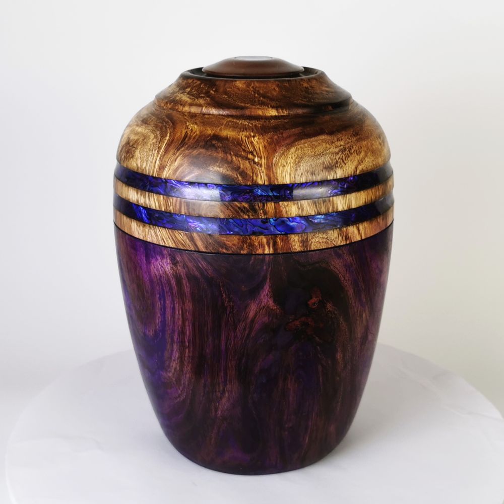 Harrison urn