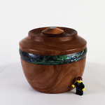 Load image into Gallery viewer, Victor – custom made pohutukawa totara paua
